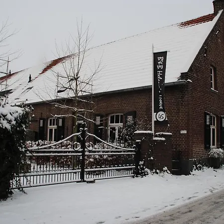 Helena's Hoeve 3*
